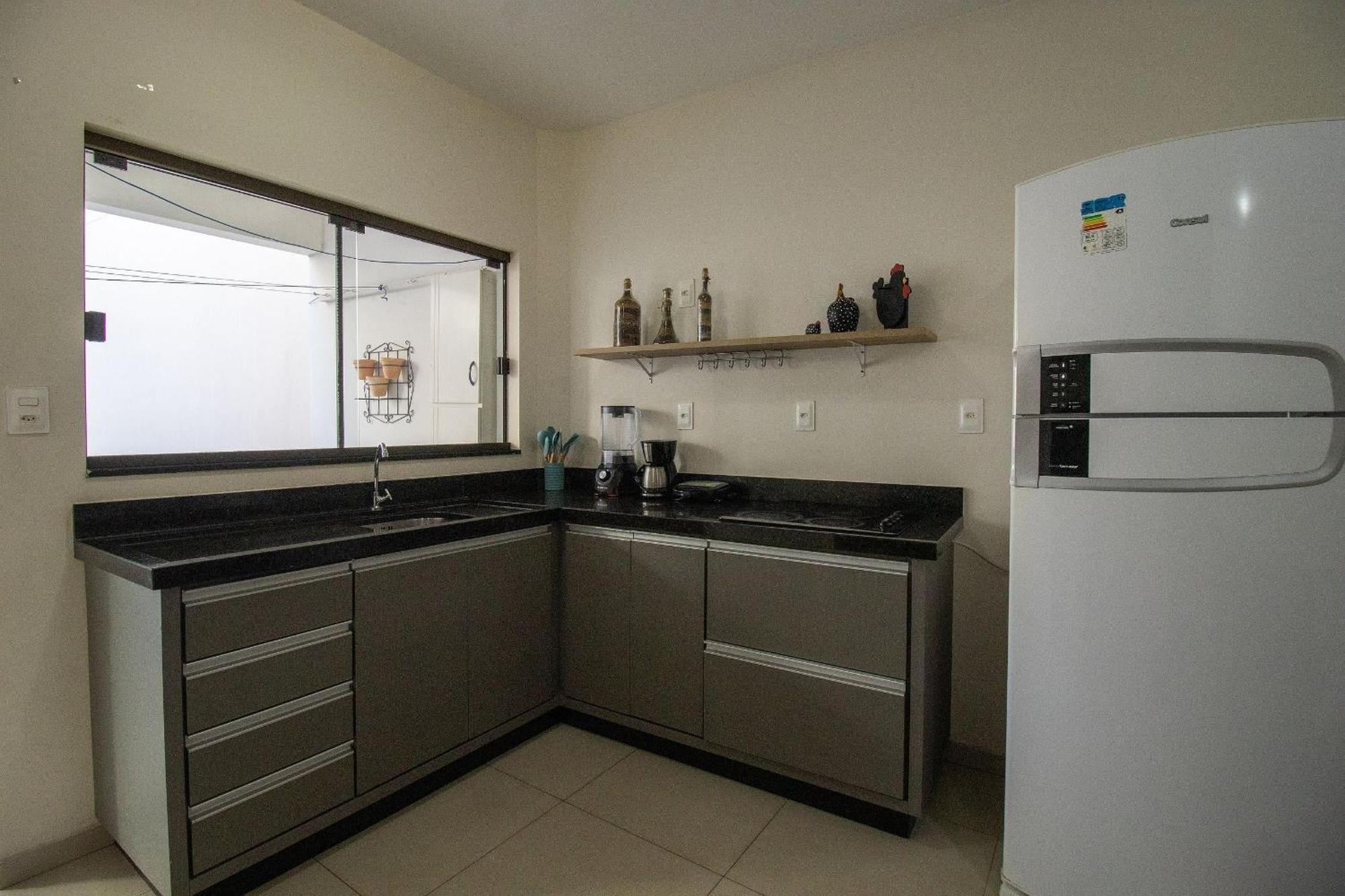 Mau31 - Churrasqueira, Av. Brasil, 3 Dorm Balneario Camboriu