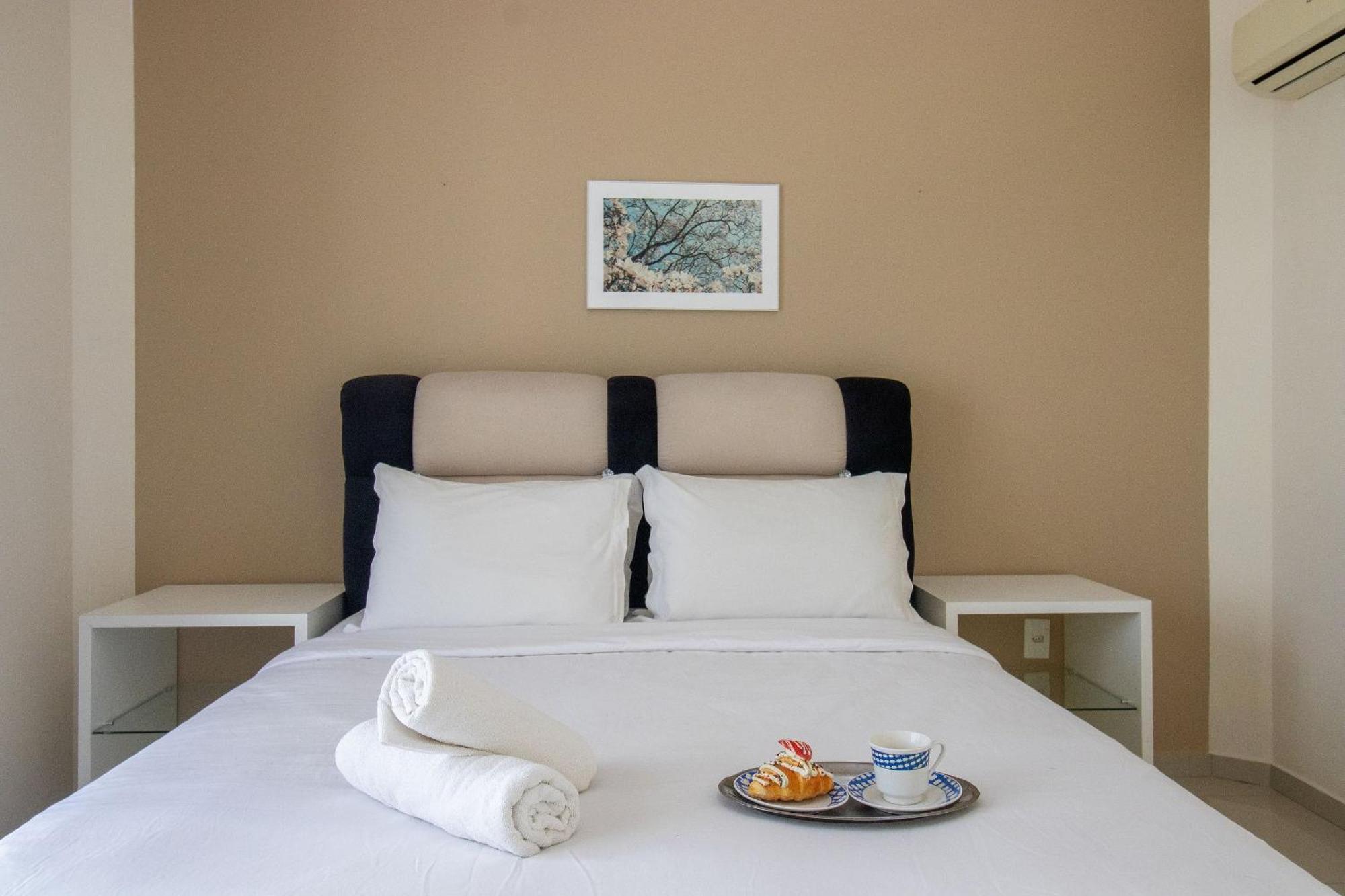 Mau31 - Churrasqueira, Av. Brasil, 3 Dorm Apartment *